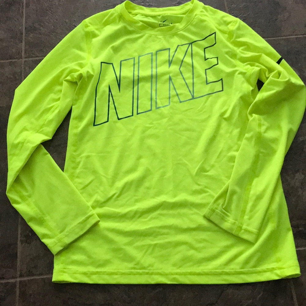 Boys Nike Long Sleeve Shirt